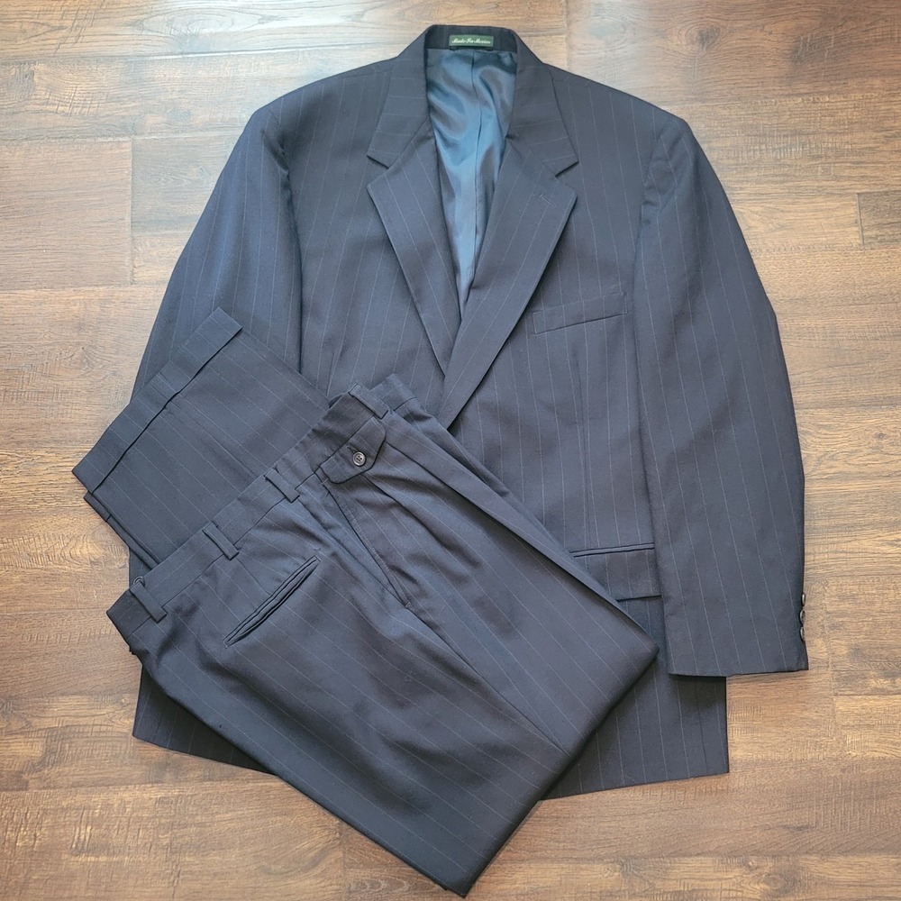 Lord & Taylor Men Pinstripe Suit Navy Blue Racquet Club 46R X 38